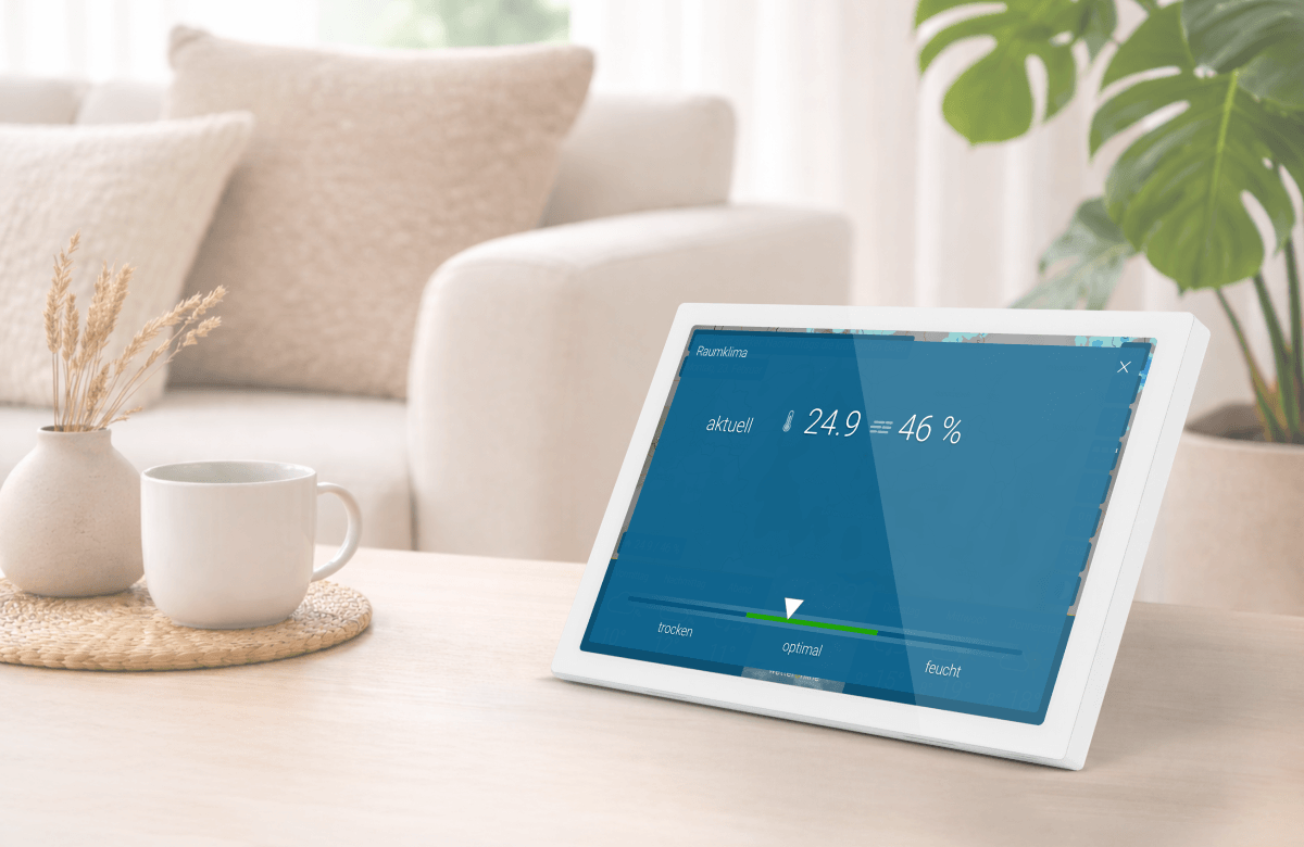 wetteronline home 4 zeigt Raumklima mit Temperatur und Luftfeuchtigkeit im Wohnzimmer